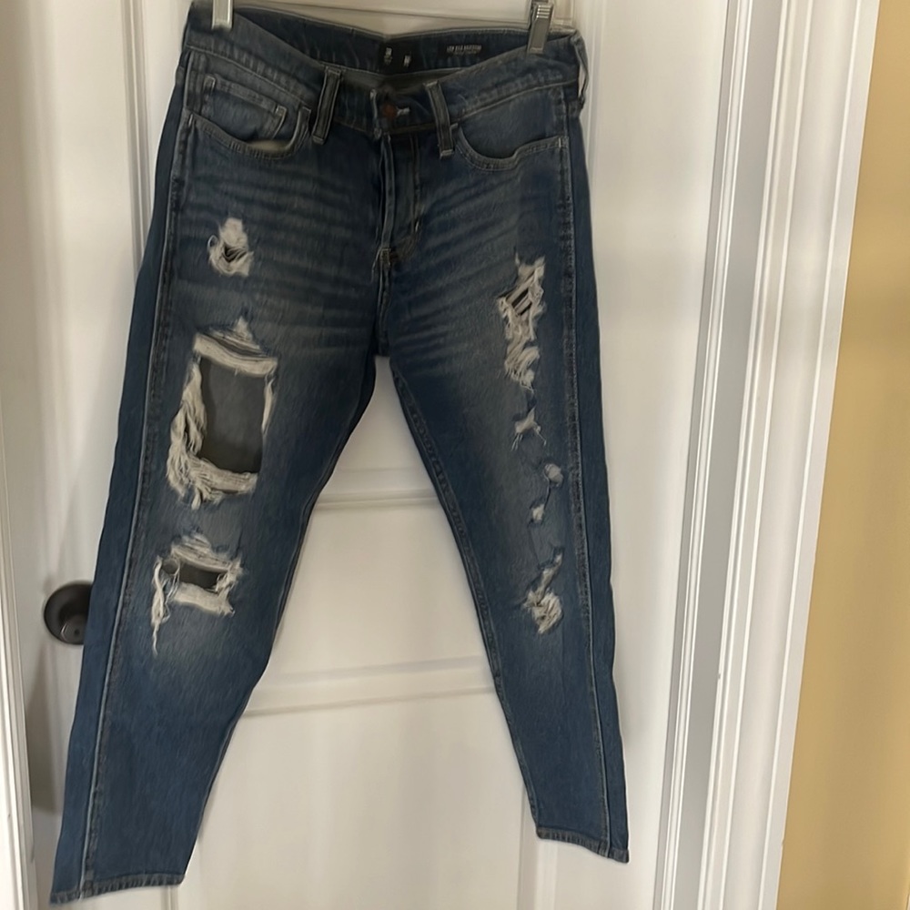 Great condition Hollister low rise boyfriend jeans